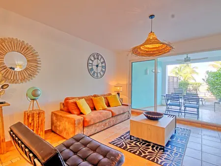 Appartement 2 chambres face plage avec piscine, wifi et parking - Baie Orientale - Photo 2