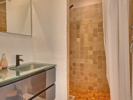 Appartement 2 chambres face plage avec piscine, wifi et parking - Baie Orientale - Photo 10