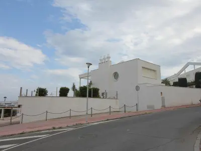 Gite à Torredembarra, Maison de vacances 4ch avec piscine à 100m de la plage - La Pobla de Montornès - L961638