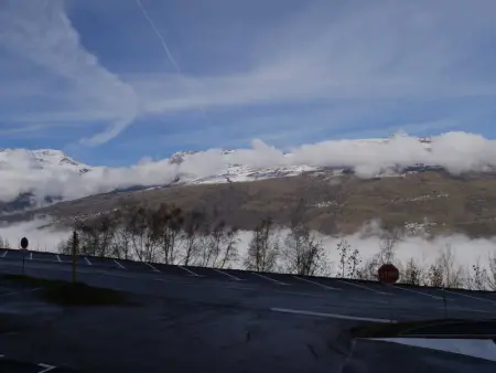 Charmant appartement rénové 2/3 pièces pour 5 pers, proche pistes et commerces, parking gratuit - Photo 7