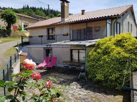 Gîte tranquille avec poêle à bois et activités nature - Photo 2