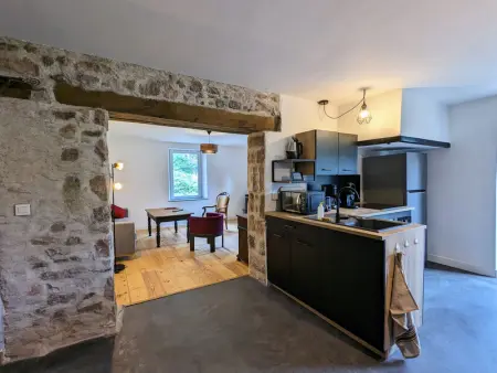 Gîte Vosgien Rénové avec Jardin, Proche Gérardmer et Activités de Plein Air - Photo 3