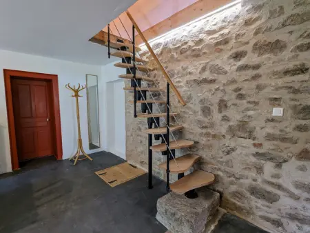 Gîte Vosgien Rénové avec Jardin, Proche Gérardmer et Activités de Plein Air - Photo 12