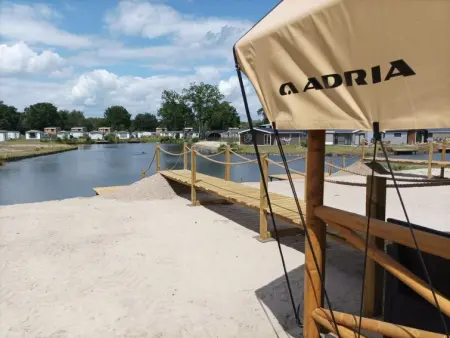 Glampingtent Kiezel Lodge XL 6, Maison 6 personnes à Mol - Photo 1