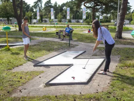 Glampingtent Silver Lodge 4, Maison 4 personnes à Mol - Photo 10