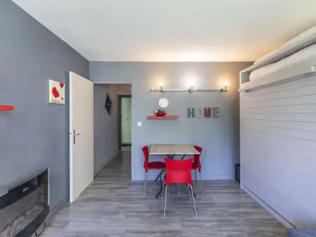 Studio lumineux pour 3 personnes près des pistes, cheminée électrique - Photo 9