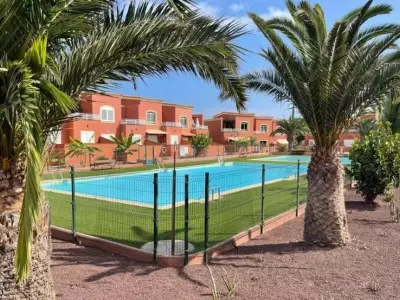 Appartement à Corralejo, Charmante maison avec piscine, proche plage et centre - N°963607