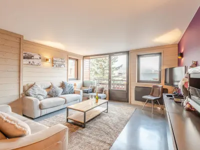 Appartement à Morzine, Joli 3 pièces rénové en centre-ville de Morzine avec balcon et parking - L963632