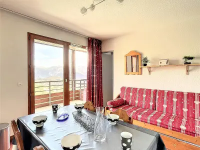 Appartement à Le Corbier, Appart 6 pers, Adapté PMR, Ski aux pieds, Piscine - L964090