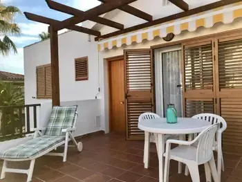 Appartement à La Pineda, Appartement familial avec piscine et jardin, à 200m de la plage, La Pineda - L964282