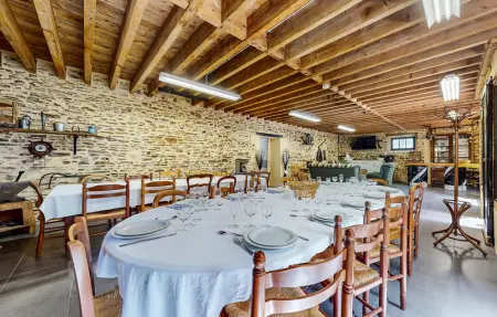 Location Maison 12 personnes à Neuilly le Vendin - Photo 5