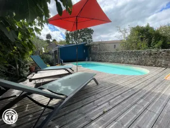 Gite à Mareuil sur Lay Dissais,Maison rénovée avec jardin, piscine chauffée et wifi à Mareuil-sur-Lay FR-1-426-537 N°964664