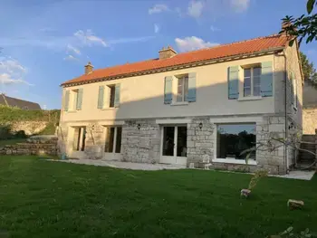 Casa rural en Buzancy,Maison de village charmante avec jardin et terrasse, proche de Soissons, idéale familles et animaux acceptés FR-1-532-19 N°965235