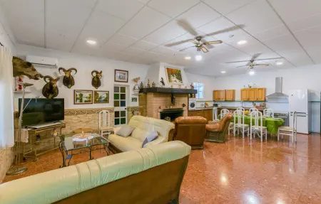 Location Maison 14 personnes à Lucena - Photo 3