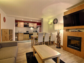 Location Apartment in Belle Plagne,Bel appart PMR avec piscine et spa, 6 pers, au pied des pistes FR-1-455-234 N°965568