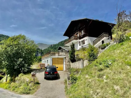 Chalet cosy rénové, 4 chambres, terrasse, wifi, parking, près village et ski-bus - Photo 22