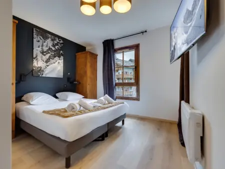 Appartement Duplex Ski-In/Ski-Out avec Piscine, Jacuzzi et Espace Bien-être - Photo 6