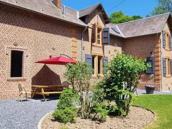 Gite à Fontenelle,Maison indépendante en lisière de bois avec jardin, vélos, baby-foot et cheminée près de Paris. FR-1-532-20 N°966654