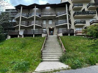 Location Appartement à Les Angles,3 PIECES CENTRE DE STATION FR-1-593-93 N°966771