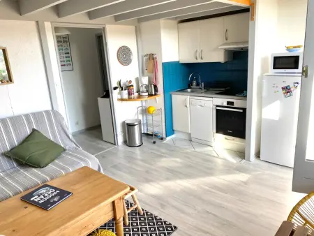 Appartement lumineux à 4 min de la plage avec terrasse, parking privé et WIFI ! - Photo 4