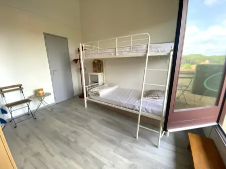 Appartement lumineux à 4 min de la plage avec terrasse, parking privé et WIFI ! - Photo 6