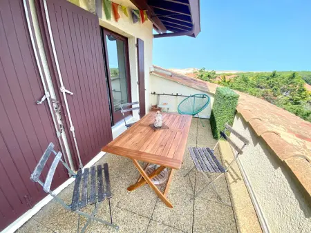 Appartement lumineux à 4 min de la plage avec terrasse, parking privé et WIFI ! - Photo 17