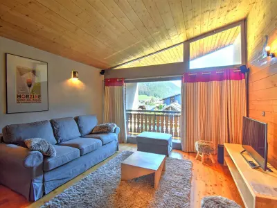 Appartement à Morzine, Morzine : Apt 6 pers, 2 ch, cuisine équipée, balcon, parking, casier à skis - L967044