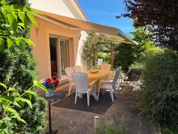 Cottage in Dounoux,Maison Plain-Pied à 10 min d'Epinal: Jardin Clos, BBQ, WIFI, Draps et Ménage Inclus FR-1-589-606 N°967139