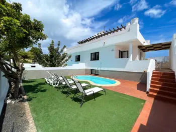 Villa en Corralejo,Villa Confort avec Piscine Privée, Proche Plages et Commerces à Corralejo ES-300-63 N°967779