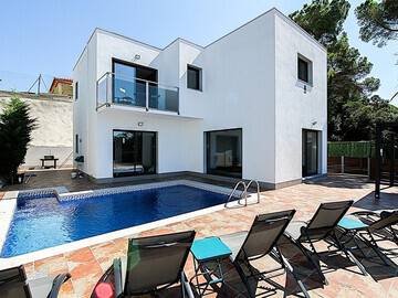 Location Maison à Vidreres,Villa Esperanza , capacidad 10-12 personas, piscina privada y aire acondicionado ES-182-115 N°968006
