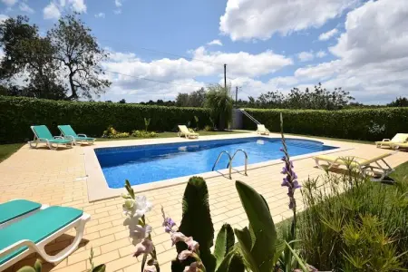 Vivenda Ferreiras, Villa de luxe, piscine privée, jardin à Ferreiras. - Photo 1