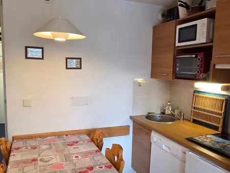 Appartement au Calme, Pied des Pistes, Pour 4, WIFI - Photo 10