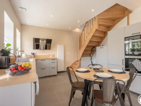 Maison avec jardin, cheminée, wifi et animaux acceptés - Photo 3