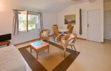 Location Maison 8 personnes à Mondragon - Photo 3