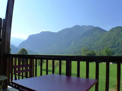 Appartement à Samoëns, Duplex confortable avec balcon sud, animaux admis et parking - L969148