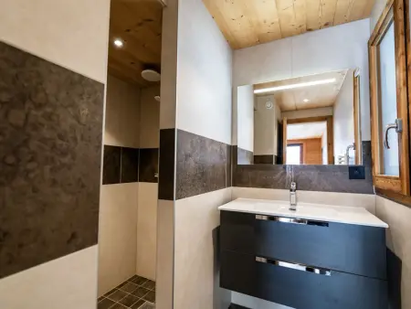 Appartement 4 pièces, 3 salles de bains, proche centre et remontées mécaniques, Châtel - Photo 25