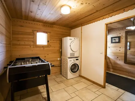 Chalet 4* pour 15 pers. avec jacuzzi, balcon et poêle à bois, proche du télécabine du Linga et Super-Châtel - Photo 12