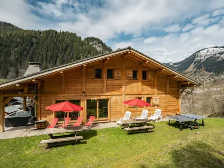 Chalet 4* pour 15 pers. avec jacuzzi, balcon et poêle à bois, proche du télécabine du Linga et Super-Châtel - Photo 18