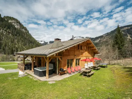Chalet 4* pour 15 pers. avec jacuzzi, balcon et poêle à bois, proche du télécabine du Linga et Super-Châtel - Photo 21