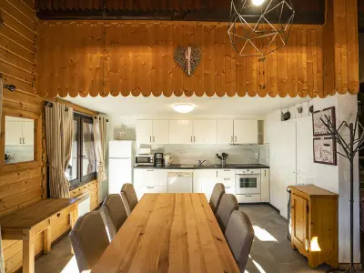 Appartement à Châtel, Appartement 3 pièces, 7 pers, centre village, 50 m remontées, balcon, parking, Wi-Fi - L969262