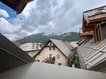 Centre Village · Appartement Rénové  · Wifi Inclus - Photo 12