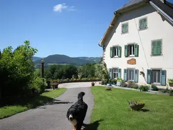 Casa rural en Orbey,Maison avec salle de jeux et parking privé à Orbey FR-1-744-25 N°969670