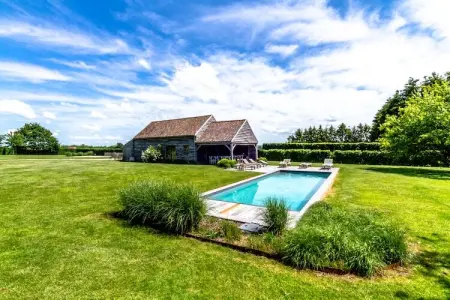 Gite de la Tour, Ferme-Château à Condroz avec Piscine Chauffée - Photo 5