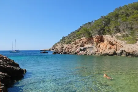 Casa Loma, Villa à Cala Tarida avec piscine et vue mer - Photo 35