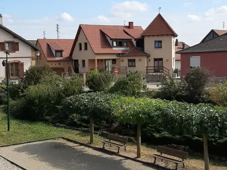 Gîte charmant au calme, 2 personnes, proche vignobles et châteaux, animaux acceptés, terrasse jardin - Photo 26