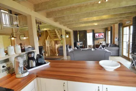 Chalet Du Soleil Grand Luxe, Chalet spa de luxe dans les Ardennes - Photo 12