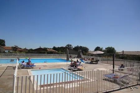 FranceComfort Domaine Les Forges 1, Villa de luxe aux Forges avec jardin barbecue - Photo 7