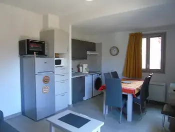 Appartement in Modane,Appartement 3 pièces, proche télésiège, équipements modernes FR-1-561-110 N°970774