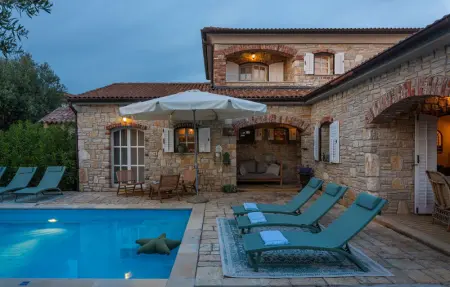 Villa Novel, Maison 9 personnes à Visnjan - Photo 3