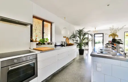 house with swimming pool, Maison 8 personnes à Blauzac - Photo 6